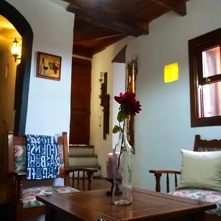 Casa Armando 펜션 이코드레로스비노스