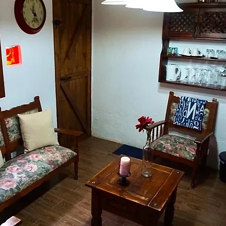Casa Armando 펜션 이코드레로스비노스